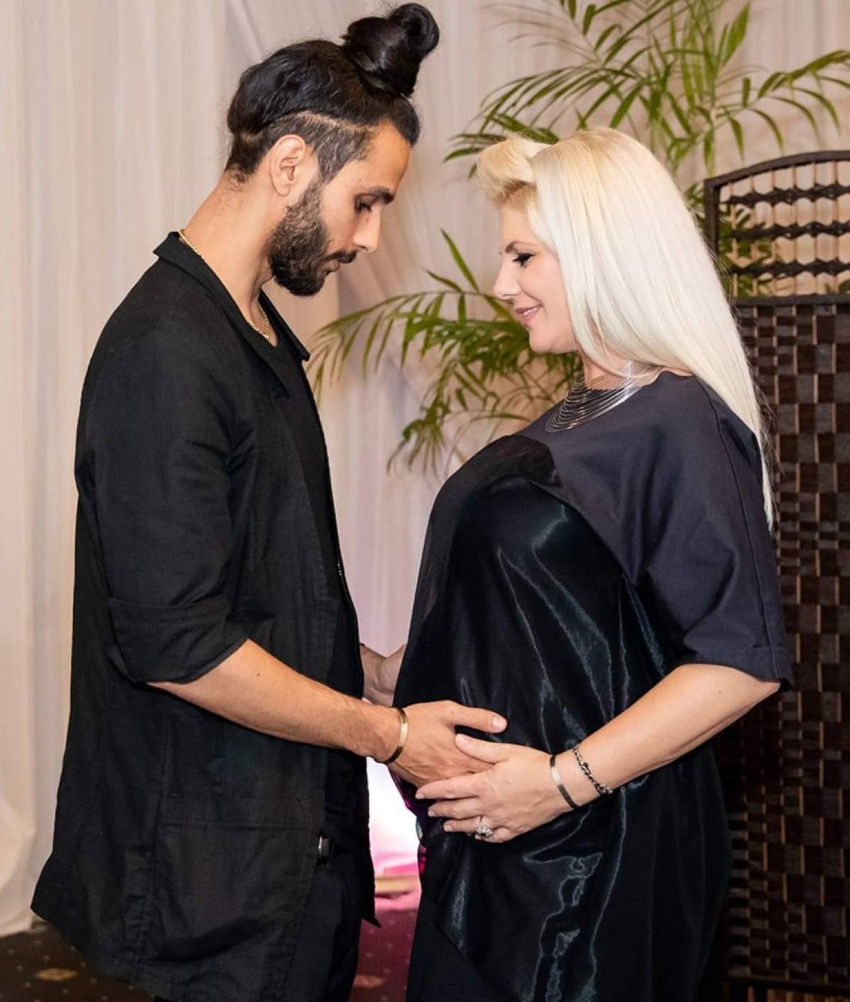 Adina de la Heaven a născut o fetiță, chiar de ziua mamei ei. Ce nume inedit a ales