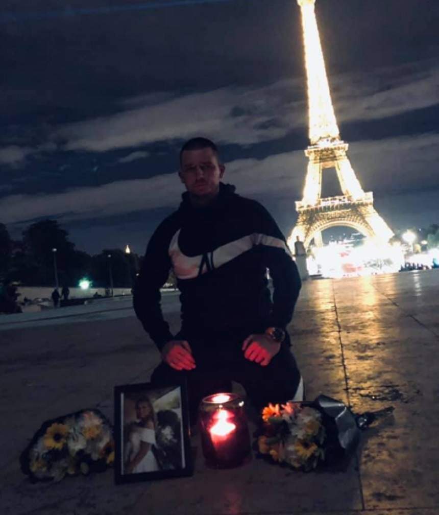 Iubitul româncei de 23 de ani care a murit în aprilie la Paris, înainte să fie cerută în căsătorie, gest sfâșietor! S-a întors la locul tragediei