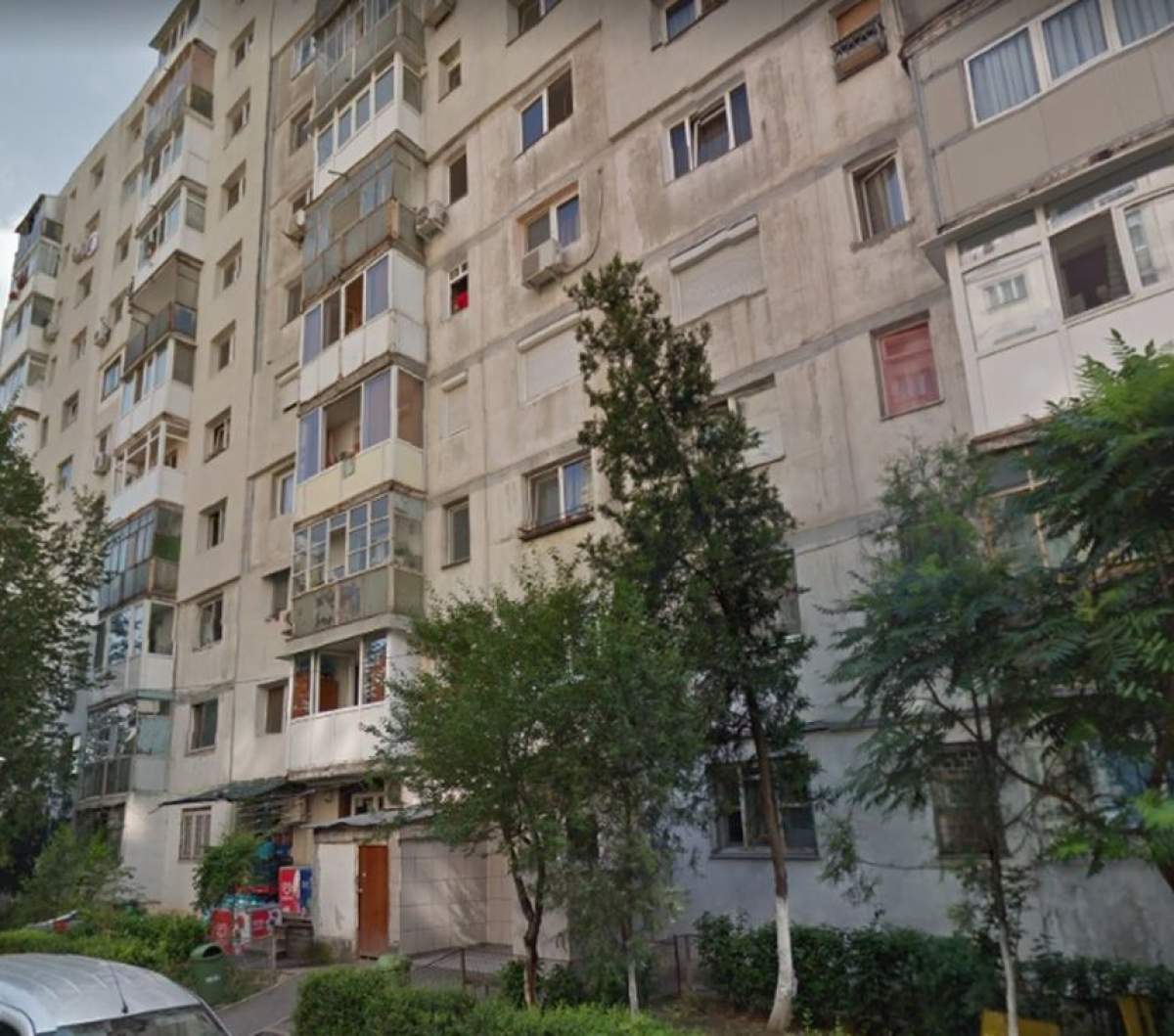 Caz şocant în Bistriţa. Un copil de cinci ani a căzut de la etajul trei al unui bloc