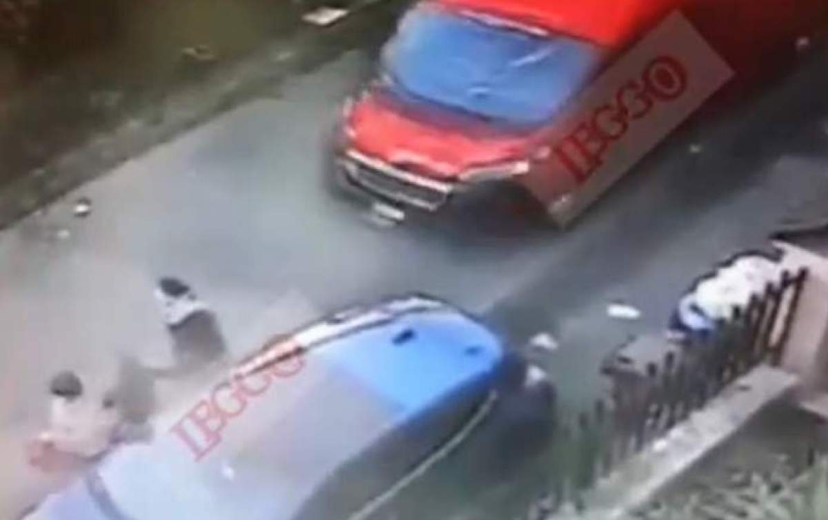 Accident grav în Italia! Trei românce, lovite în plin de un microbuz, după ce șoferului i s-a făcut rău la volan