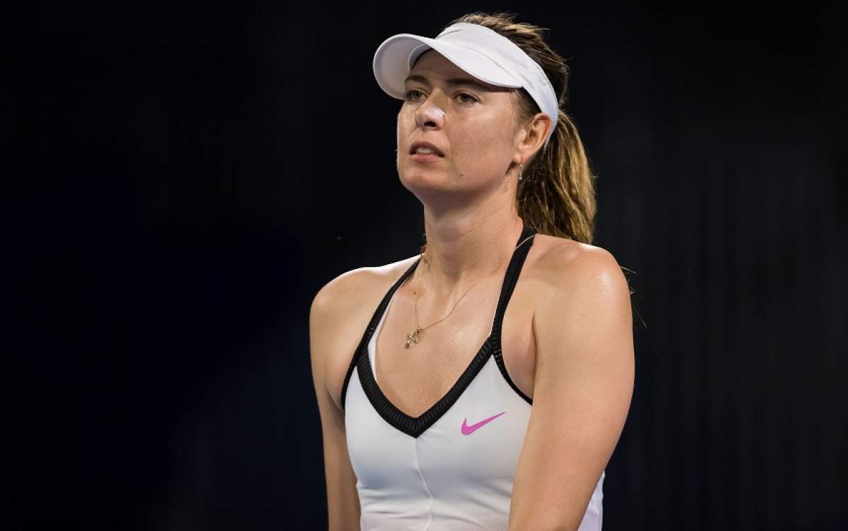 Alertă înainte de Australian Open! Maria Sharapova a abandonat un meci demonstrativ,  după ce a fost intoxicată cu fum!