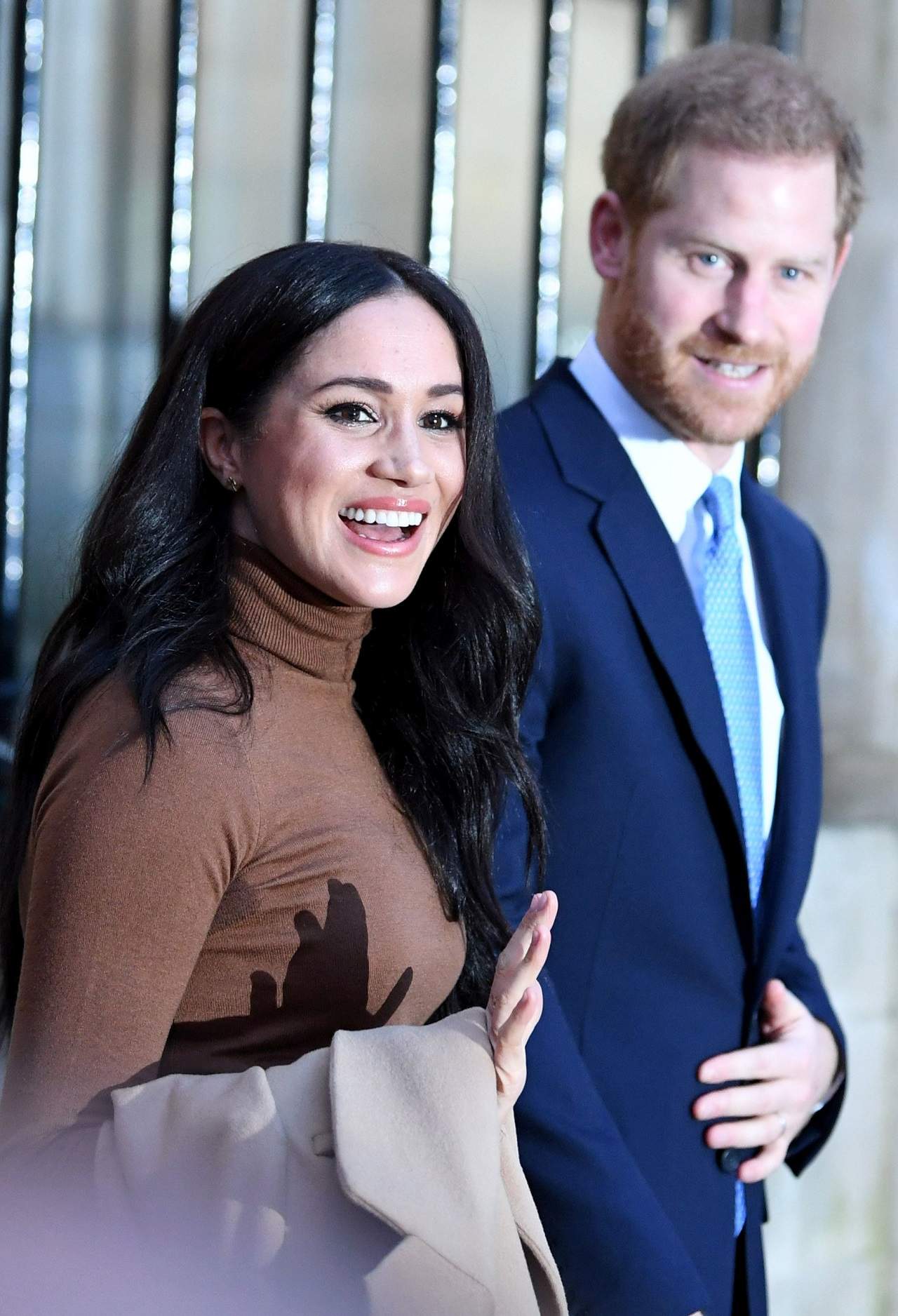 Cum îşi asigură Meghan Markle şi Prinţul Harry veniturile, după ce și-au anunțat retragerea