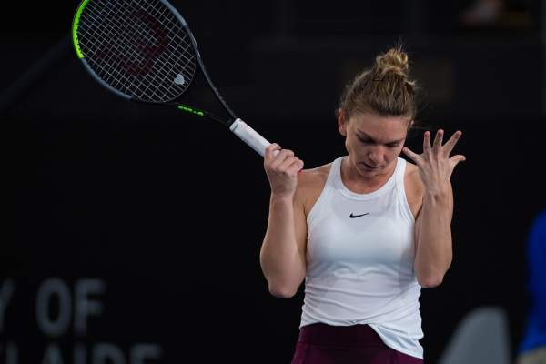VIDEO / Simona Halep a fost eliminată în sferturile de finală ale turneului de la Adelaide!