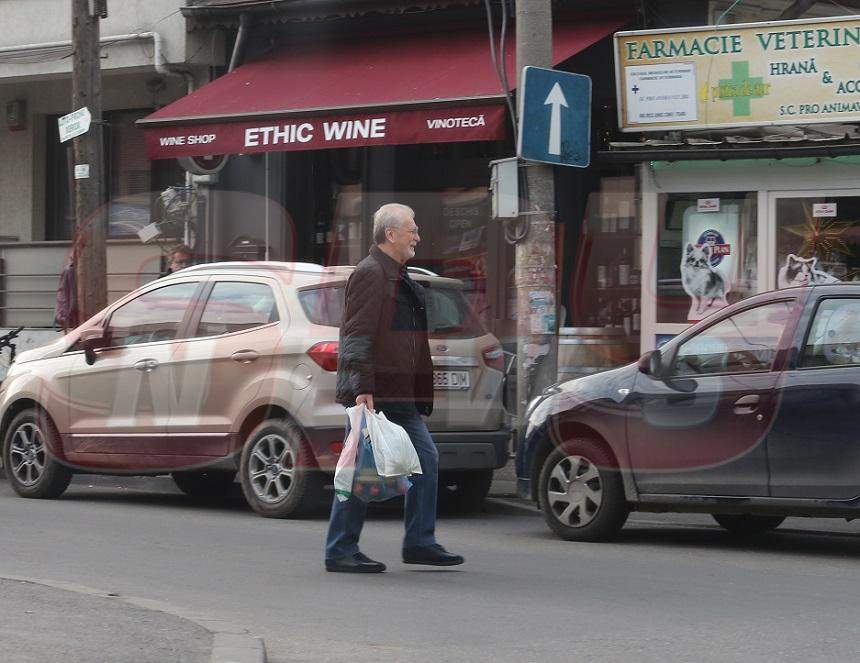 FOTO PAPARAZZI / Imagini incredibile cu un boss din fotbal! Motivul uluitor pentru care a încălcat legea