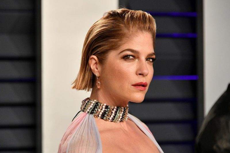 FOTO / Selma Blair este de nerecunoscut! Boala a transformat-o radical