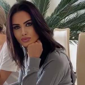 Oana Zăvoranu, reacţie dură la adresa operaţiilor estetice ale lui Kylie Jenner! „Cine sunt eu, dacă asta e „zeiţa” frumuseţii?”