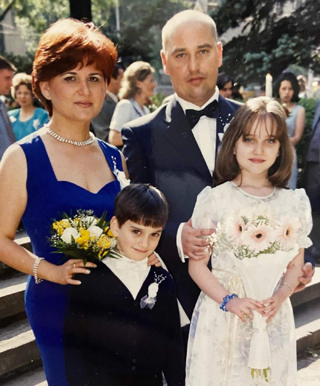 GALERIE FOTO / Vlad Gherman, fotografii de colecţie din copilărie. Cum arată familia actorului