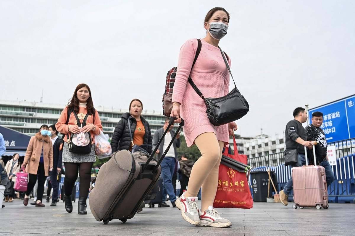 Transportul public închis într-un oraș cu 9 milioane de locuitori, în urma virusului misterios din China. Anunțul autorităților