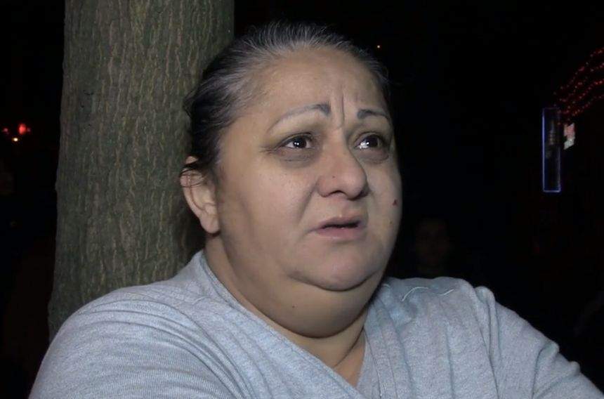 Manelista Sorina, supărată pe pompierii care au intervenit, după ce casa i-a luat foc. ''Dacă aveam furtun în curte opream eu imediat''