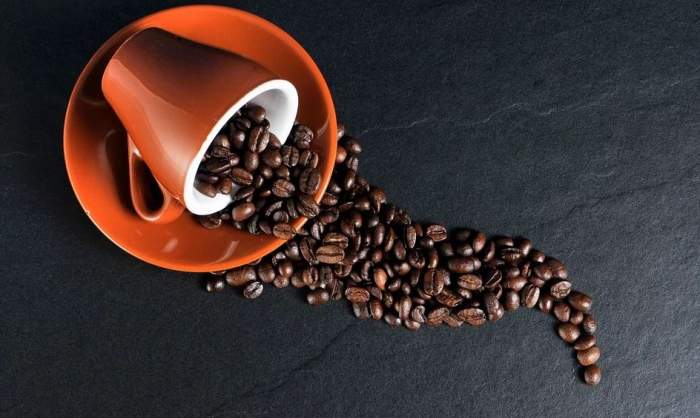 Cafeaua de la aparat, un adevărat pericol! „Nimeni nu curăţă dispozitivul”