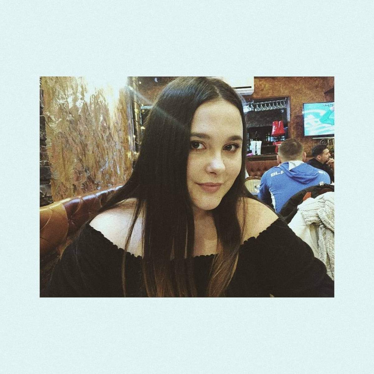 Toată lumea o plânge pe Raluca Afrăsânei. Tânăra a fost răpusă de o boală rară. Selena Gomez are aceeaşi problemă