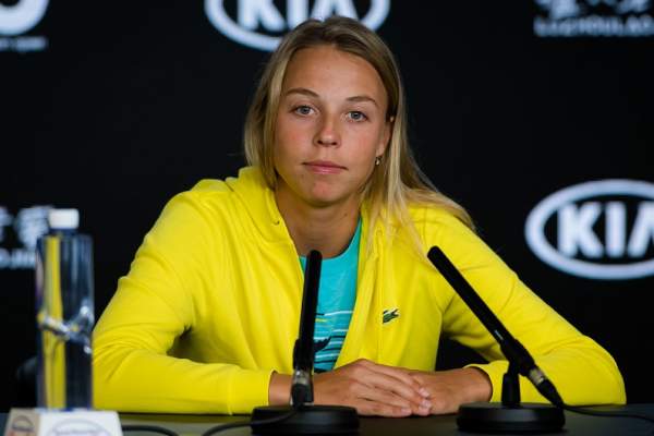 Halep a băgat-o în sperieţi pe  Anett Kontaveit! „Oh... Simona e o adversară atât de dificilă...”