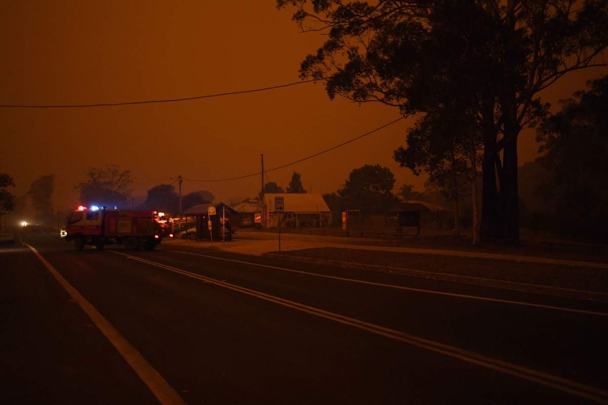 Răsturnare de situație! Incendiile din Australia au fost declanșate intenționat. Peste 180 de persoane au fost deja reținute