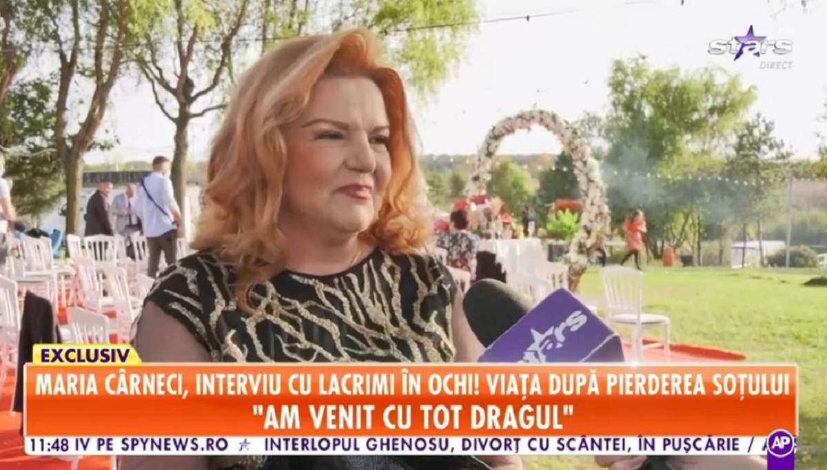 Maria Cârneci la cununia civilă a Codruței Filip și Valentin Sanfira. Artista are ochii în lacrimi, după moarte soțului.