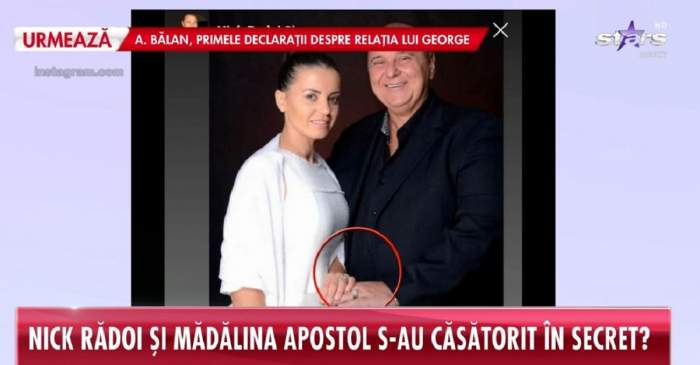 Nick Rădoi și Mădălina Apostol se țin de mână. Ea poartă o rochie albă, iar el o cămașă neagră.