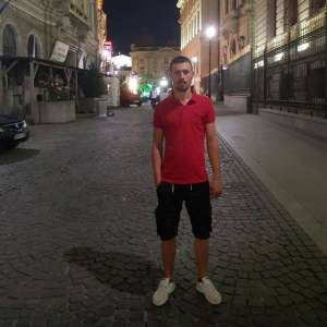 El este tânărul de 22 de ani care a murit în accidentul de la Vaslui! Sergiu Miron avea 180 km/h