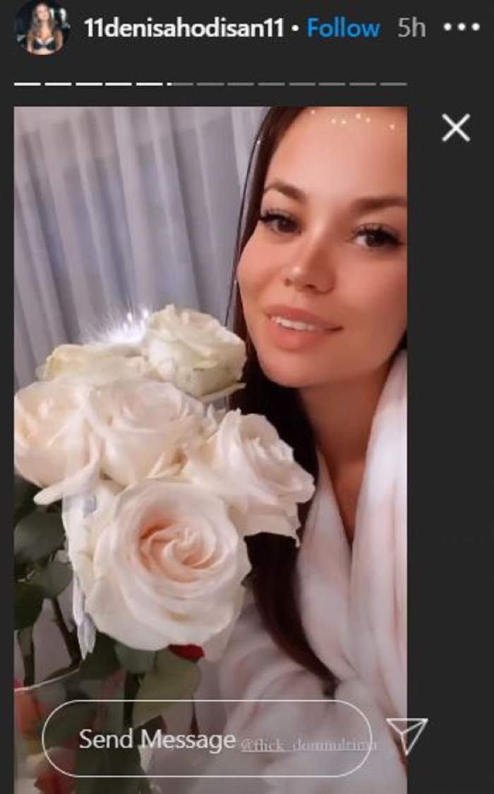 Denisa Hodisan le arata fanilor de pe Instagram florile primite de la Flick