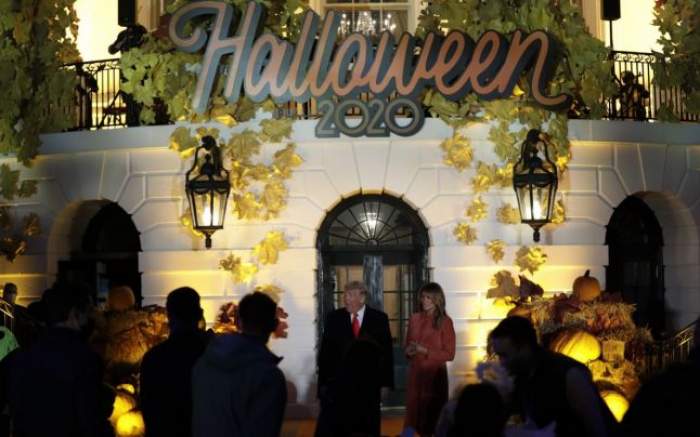 Petrecere în plină pandemie la Casa Albă. Donald Trump și Melania Trump nu au purtat mască/ FOTO