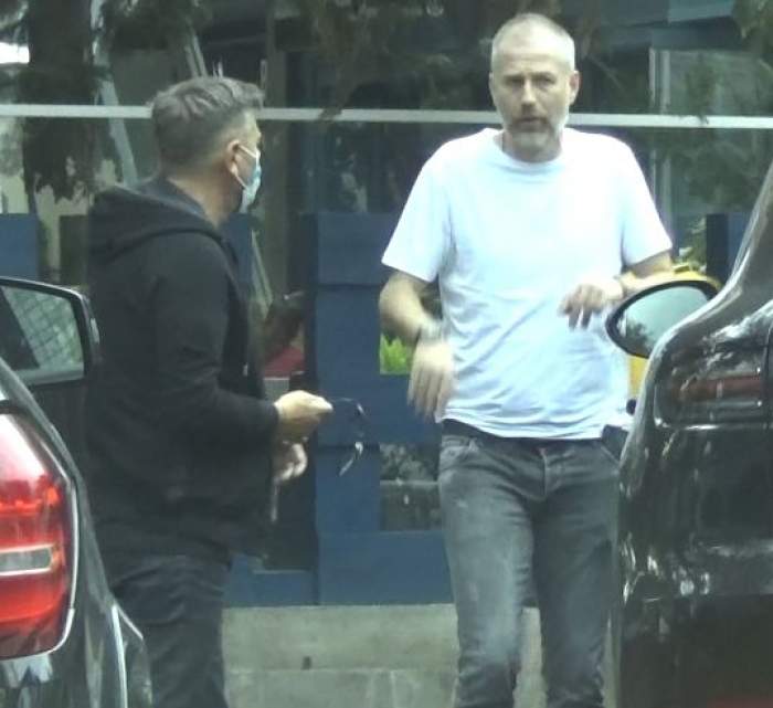 Și la restaurant agitat tot ca pe marginea terenului. Edi Iordănescu, nervos până la os, după ce și-a potolit foamea / PAPARAZZI