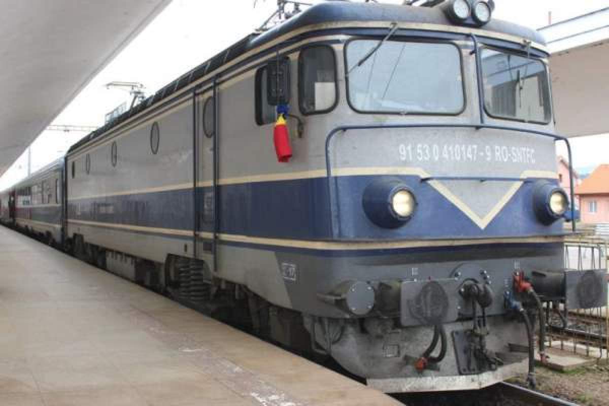 CFR Călători: Biletele vor fi vândute în tren. Se vor cumpăra 2000 de terminale mobile pentru taxare