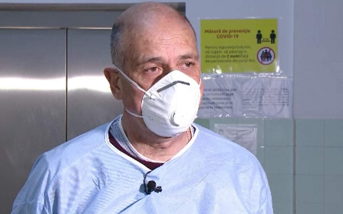 Dr. Virgil Musta face declarații cu masca pe față