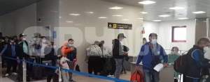 Noua declarație pe propria răspundere pentru cei care se întorc în România! Restricții noi pe aeroportul Otopeni / FOTO 