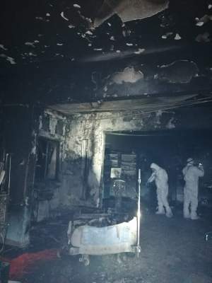 Primele imagini de la tragedia din Piatra Neamț! Cum arată salonul de la ATI, după incendiul din această seară! Totul e făcut scrum!