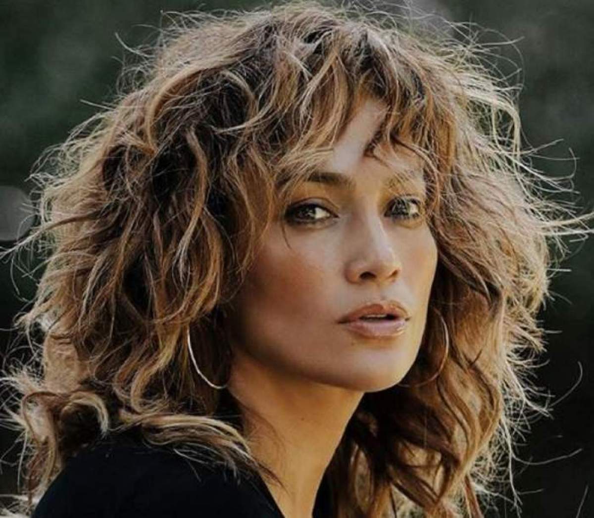 Jennifer Lopez are paryl cret si e machiata natural