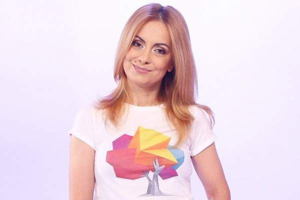 Simona Gherghe afișează un nou look! Prezentoarea TV s-a tuns scurt / FOTO