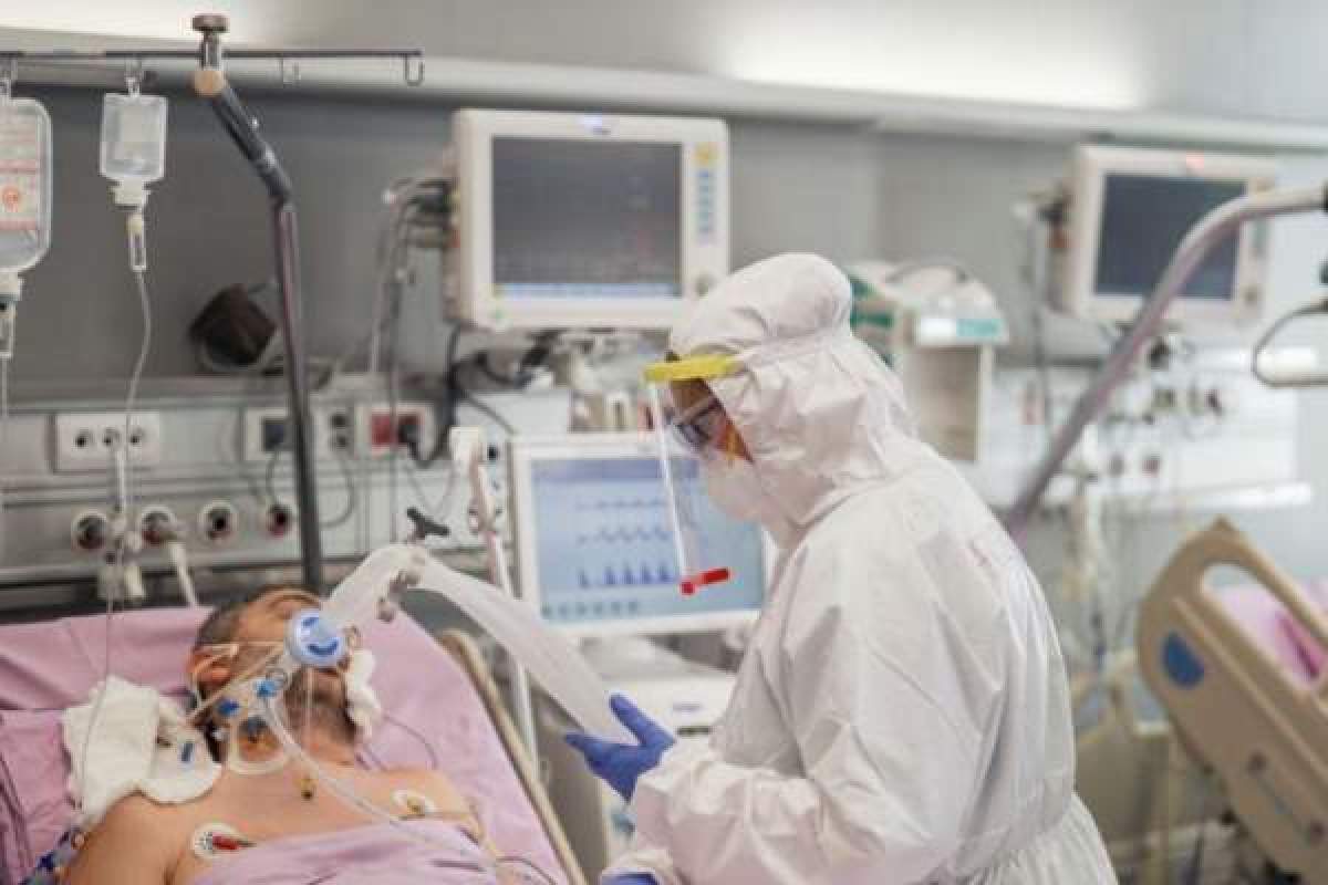Un pacient in stare grava la spital