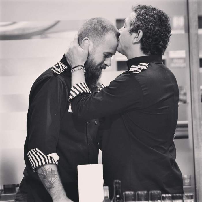 Foca este pupat pe frunte de Sorin Bontea