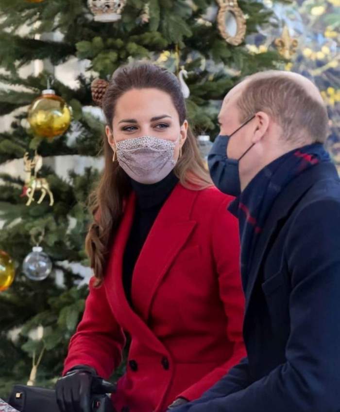 Greșeala incredibilă a lui Kate Middleton! Ce a scris ea într-un mesaj adresat muncitorilor în transporturi / FOTO