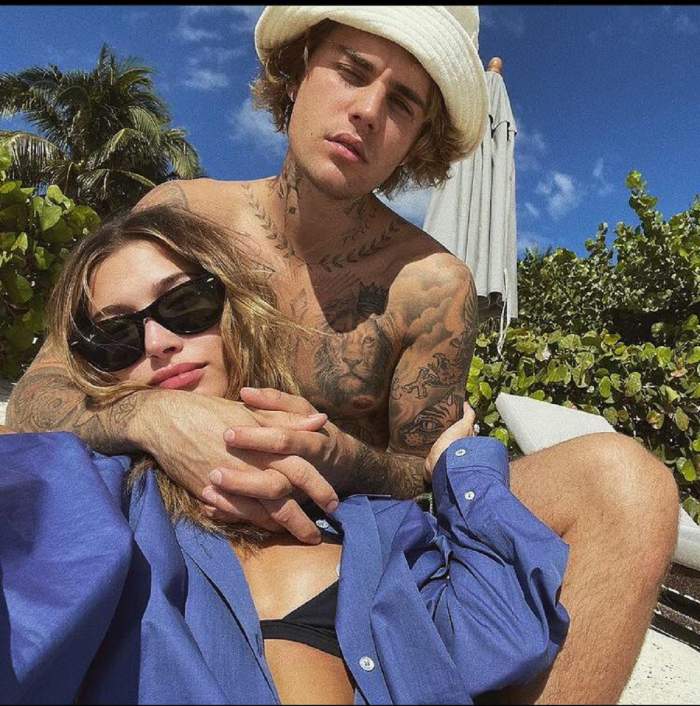 Justin Bieber postează fotografii incendiare cu Hailey Bieber