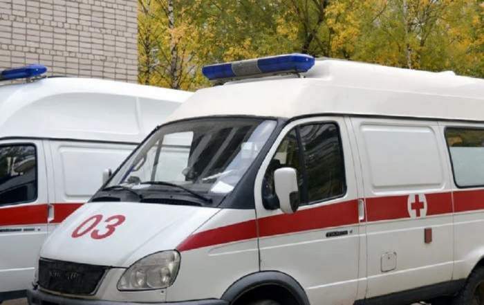 Ambulanțierii au ajutat-o pe tânăra de 25 de ani să nască