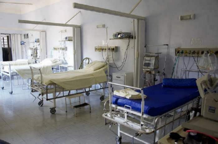 Pacienții infectați sunt nevoiți să se ducă în alte spitale