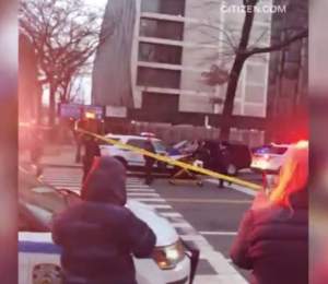 Atac armat la un concert de colinde din New York! Un bărbat a fost împușcat de polițiști, după ce a strigat „Omorâți-mă!