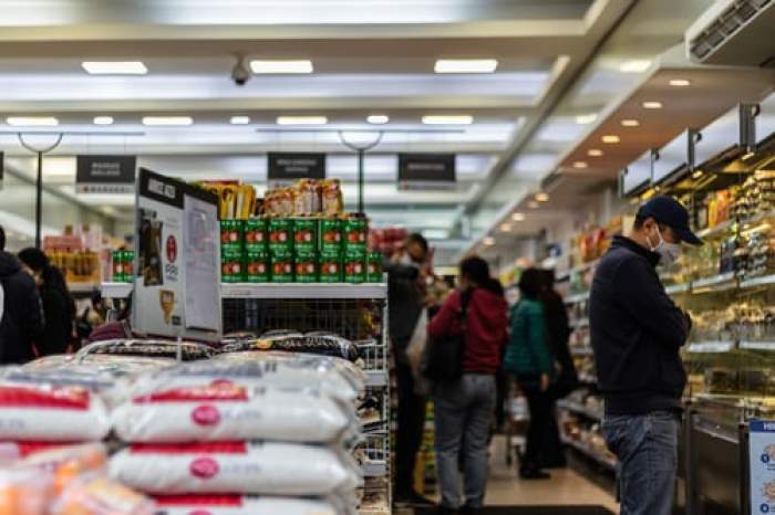 Supermarketurile cer prelungirea programului cu o oră. Solicitarea a fost trimisă secretarului de stat Raed Arafat