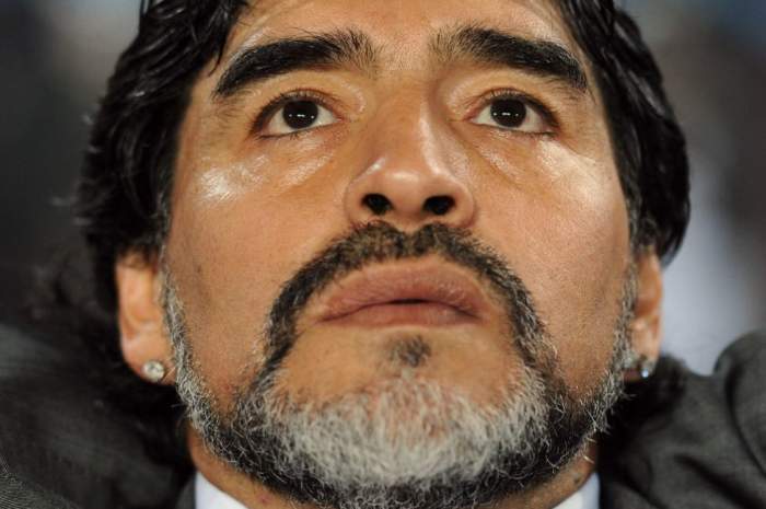 maradona pe teren