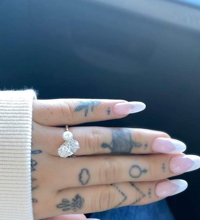 Ariana Grande s-a logodit! Cine este norocosul și cum arată inelul / FOTO