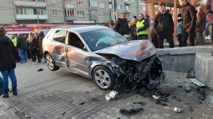 Accident tragic în Baia Mare, chiar în prima zi de Crăciun! Doi oameni au murit, după ce au fost loviți în plin de o autoutilitară