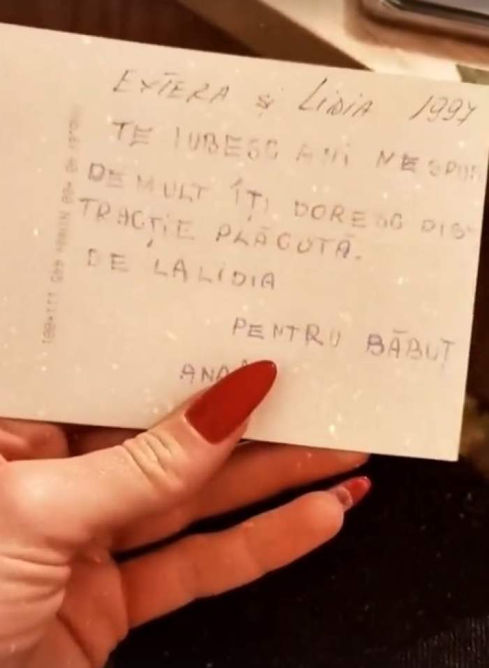 Cum arăta Lidia Buble la vârsta de 4 ani. Cântăreața este de nerecunoscut / FOTO