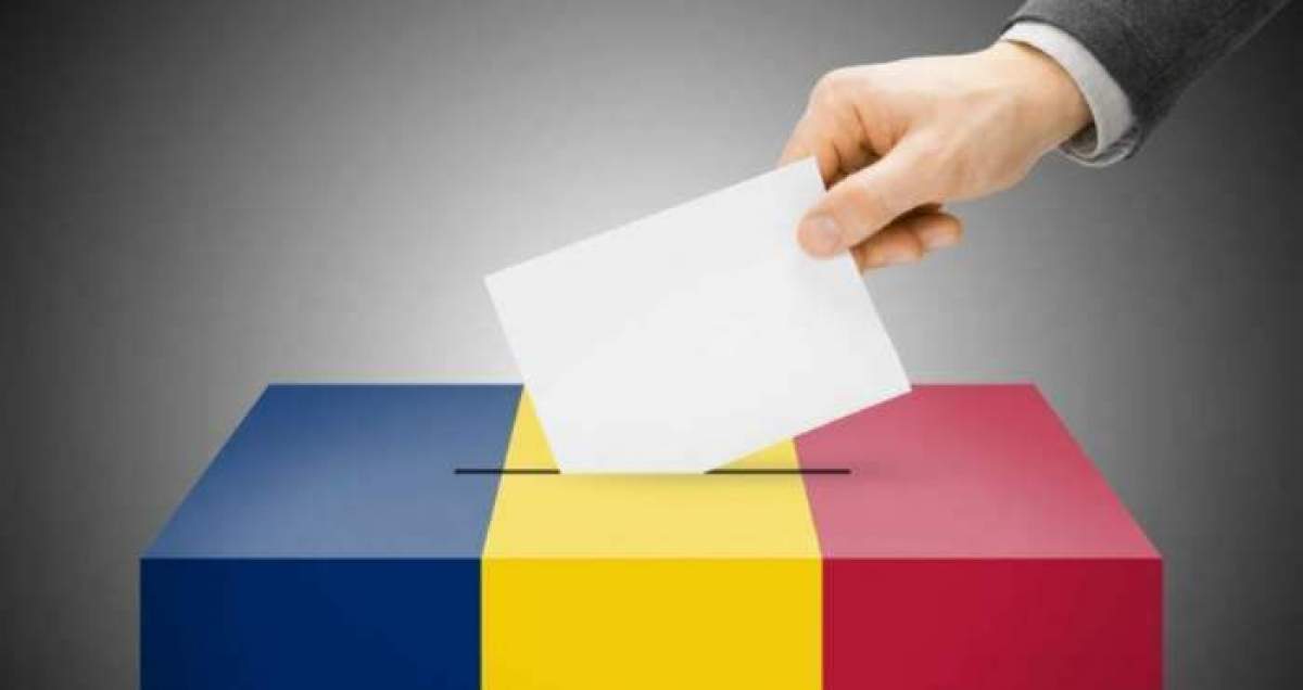 Imagine cu o urna de votare si o persoana care are un buletin de vot