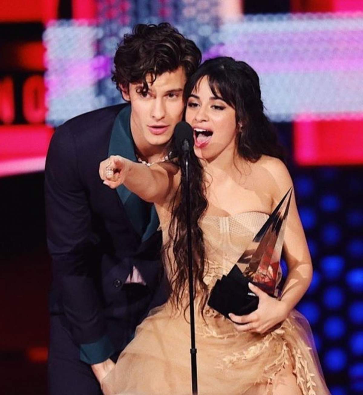 Shawn Mendes și Camila Cabello urmează să se căsătorească? Ce spune tatăl artistului despre relația lor