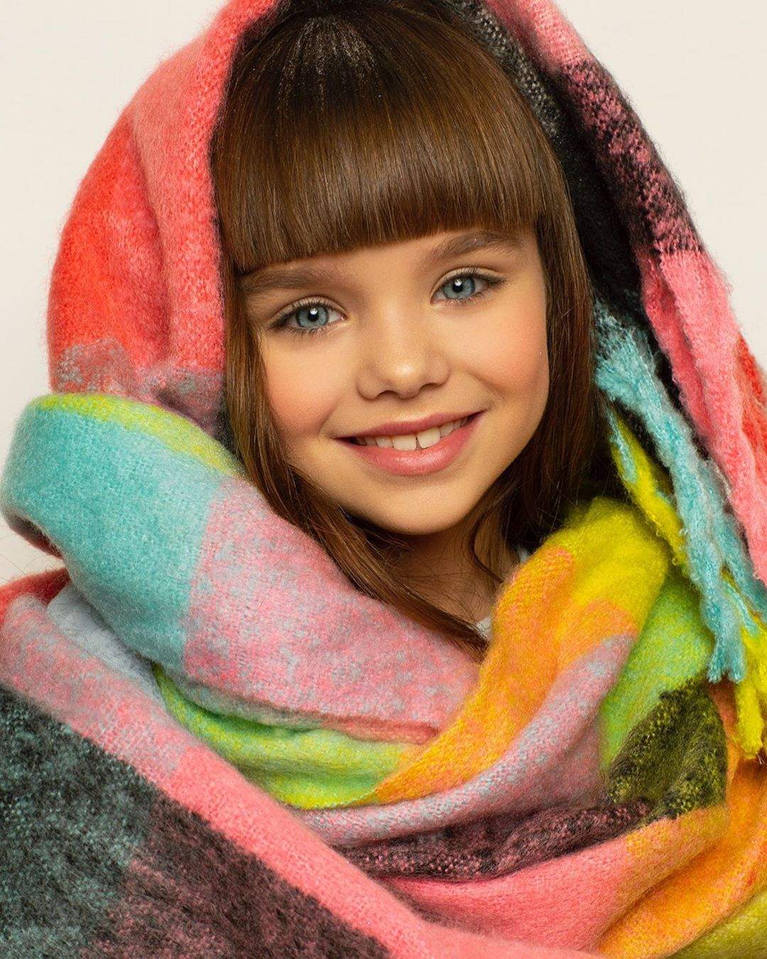 FOTO / Ea este cea mai frumoasă fetiţă din lume! Cum arată Anastasiya Knyazeva