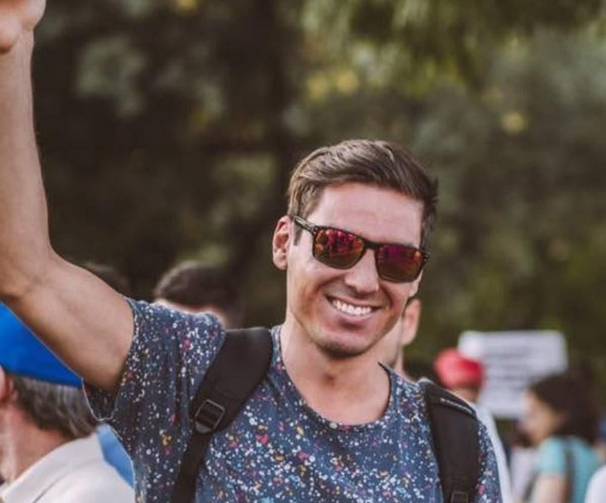 S-a îndrăgostit în urmă cu un an, iar de atunci nu mai ştie nimic de fata visurilor lui. Toată lumea a sărit să-l ajute. Mesajul lui Mihai a devenit viral