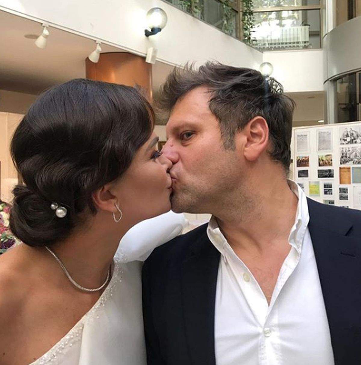 Nuntă mare în showbiz. Alina Pușcaș se căsătorește religios cu tatăl celor trei copii ai săi, Mihai Stoenescu. Când va avea loc evenimentul