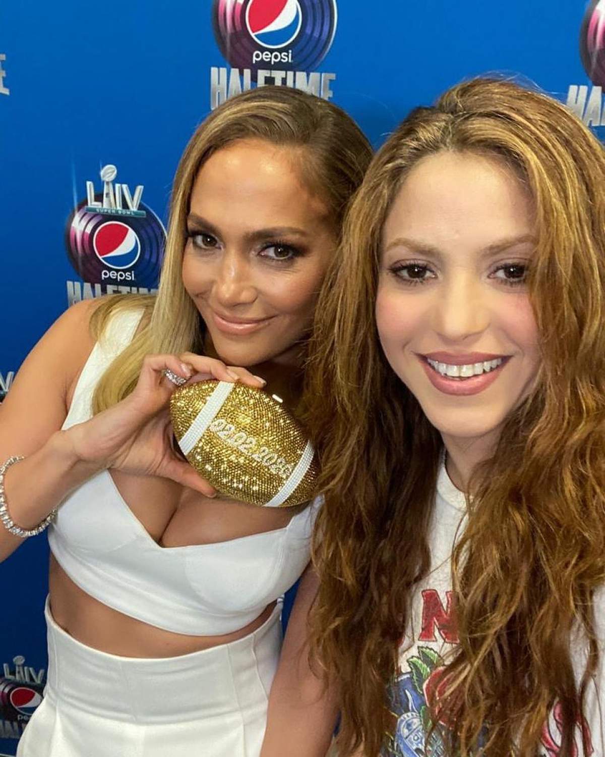 FOTO / Jennifer Lopez și Shakira au propriile păpuși Barbie! Vei rămâne surprins de cum arată