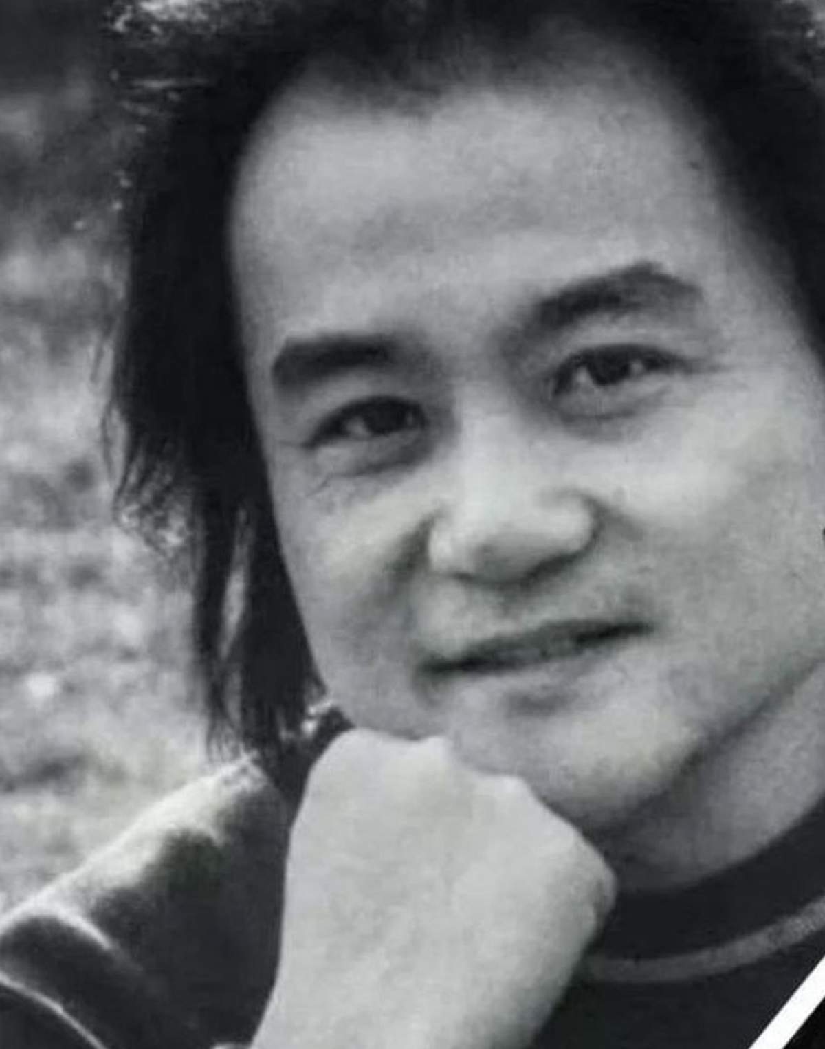 Un celebru regizor din China, părinţii şi sora sa au murit la câteva zile distanţă din cauza coronavirusului. Ultimul mesaj transmis e sfâşietor