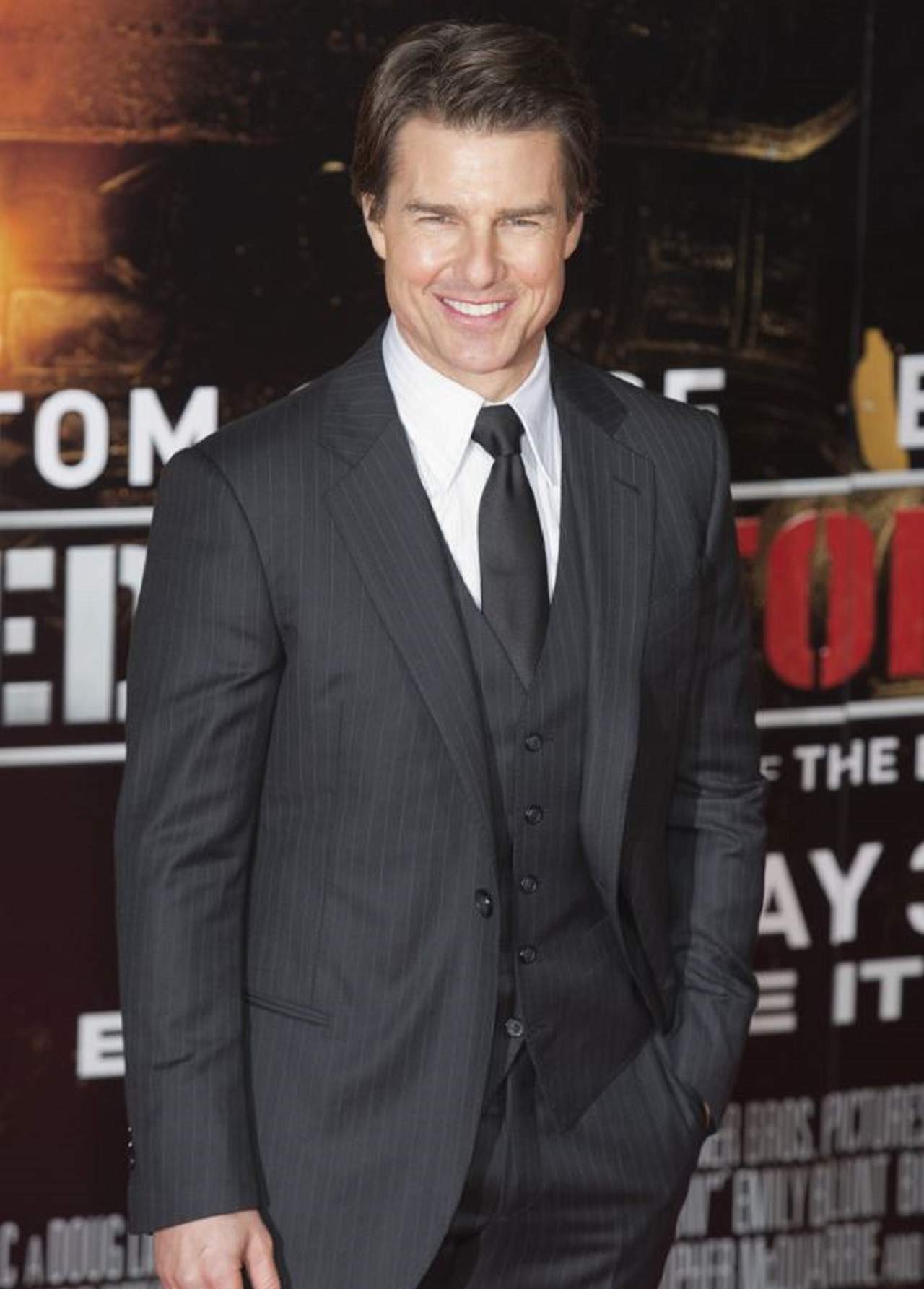 FOTO / Tom Cruise, de nerecunoscut din cauza operaţiilor estetice. Actorul şi-a schimbat complet înfăţişarea