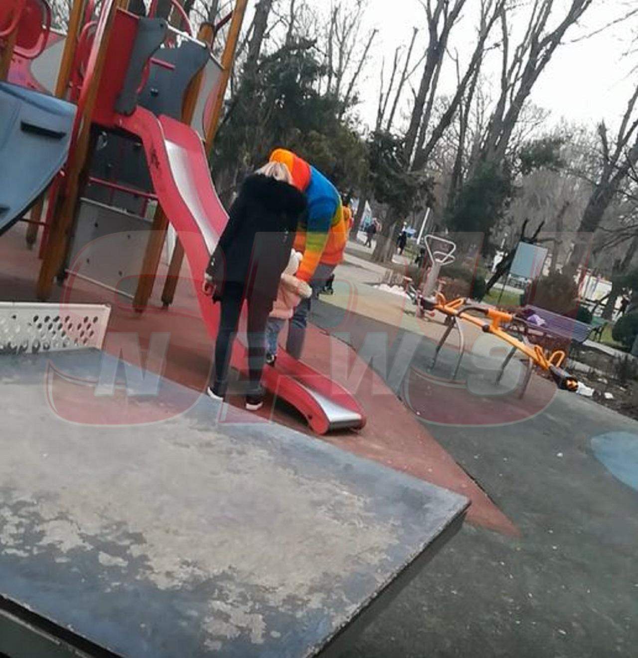 VIDEO PAPARAZZI / Mereu un tată modern, Cabral a dat în mintea copiilor! Ce a făcut prezentatorul în parc cu fiica sa